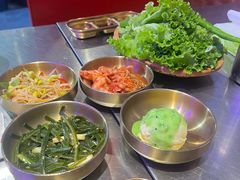 -釜山火炉·海鲜烤肉(紫藤路店)