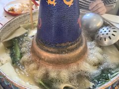 -毛辣果·贵州红酸汤牛肉火锅(西单店)