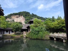 -鲁镇