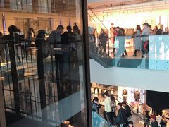 -NIKE品牌体验店(南京东路店)