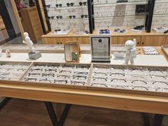 -无界眼镜MaxLess(滨江星光大道店)