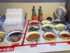 -阿润打边炉·鲜切鸡煲(华漕店)