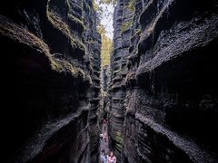 -梭布垭石林景区