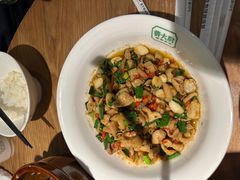 -费大厨辣椒炒肉(万家丽一店)