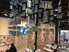 -猫的天空之城概念书店(杭州南宋御街店)