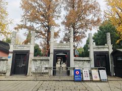 -梅村泰伯庙