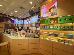 -4iNLOOK美瞳店(中山公园龙之梦店)