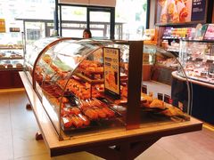 面包甜点陈列柜-巴黎贝甜·生日蛋糕(杭州文二路店)