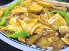 地三鲜-高家小院铁锅炖大鹅(哈西高铁站店)