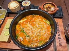 -银米·云南传统过桥米线(双廊黑金冠店)