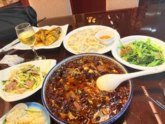 -喜乐餐厅•灯笼虾球首创者•本地小海鲜(二马路店)