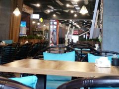 -杨小贤(东融国际影城店)