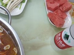 -荣吉招牌自助骨头锅(顾乡店)