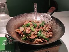 -费大厨辣椒炒肉(高铁吾悦广场店)