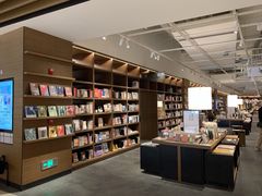 -茑屋书店(天目里店)