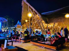 -FINNS Beach Club