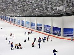 -乔波室内滑雪场