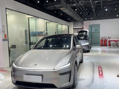 -TESLA 特斯拉(北京颐堤港体验店)