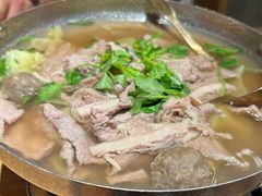 -川堂风·跷脚牛肉·乐山爆炒(宝山日月光店)