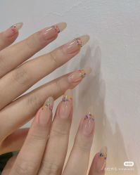 -情同手足美甲美睫