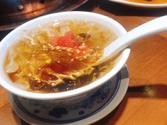 冰粉-炉小二铜锅牛蛙•川湘菜(三里屯店)