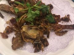 碳烤猪爽肉-江南村酒家
