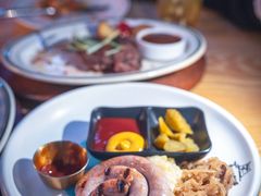 Famous肥猫墨西哥蜗牛盘肠-Famous肥猫墨西哥音乐餐吧(五棵松华熙LIVE店)