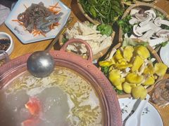 -民食香·腊排骨野生菌美食(木府店)
