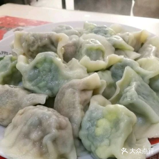 学辰饺子馆(西园西里店)