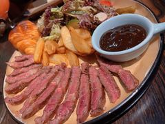 -The Cheebat 锌吧·Bistro(体育西店)