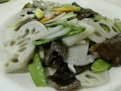 -旭璟酒家·传统粤菜·湘菜(逸景路店)