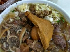 -花溪王记牛肉粉(四季花溪商场店)
