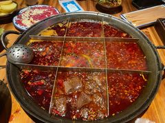 -周小明火锅(黑金冠社区店)