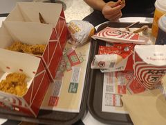 -肯德基(岱宗店)