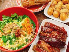 -爆炸头阿姨小四川正宗川味小吃(无任何分店)