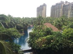 -三亚湾海居铂尔曼度假酒店