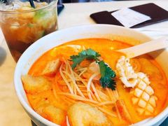 -港丽餐厅(高德置地店)