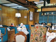 -领鲜活海鲜榴莲自助火锅(东门店)