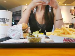 -The Habit Burger Grill 哈比特汉堡(复兴soho店)