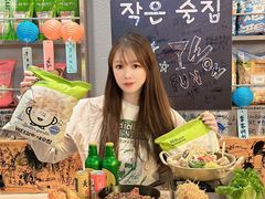 -WOW LUCKY创意韩料(龙阳广场店)