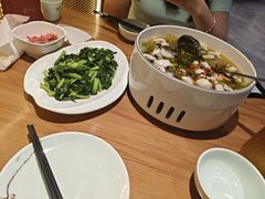 -自己人•宜昌菜(水悦城店)