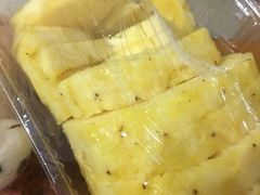 -鲜丰水果(杭州庆春银泰店)