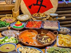 -洱火云南酸菜牛肉火锅(石景山当代商城店)