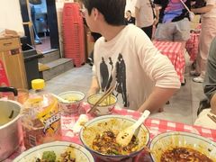 -荆九爷爆炒桥头三嫩(云南北路店)