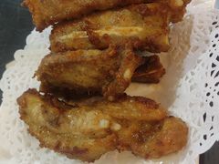 椒盐排骨-红星光发煲仔饭(文海店)