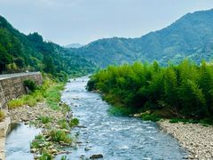 -仙人谷漂流景区