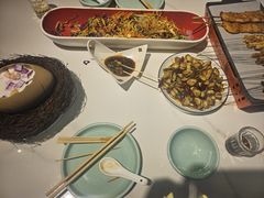 -嗨辣小聚·盘锦河蟹·海鲜烧烤龙虾(盘锦十年好店)