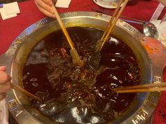 -山城年华老火锅(玉林店)
