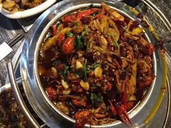 -凤凰路何眼镜香辣蟹(花果园店)
