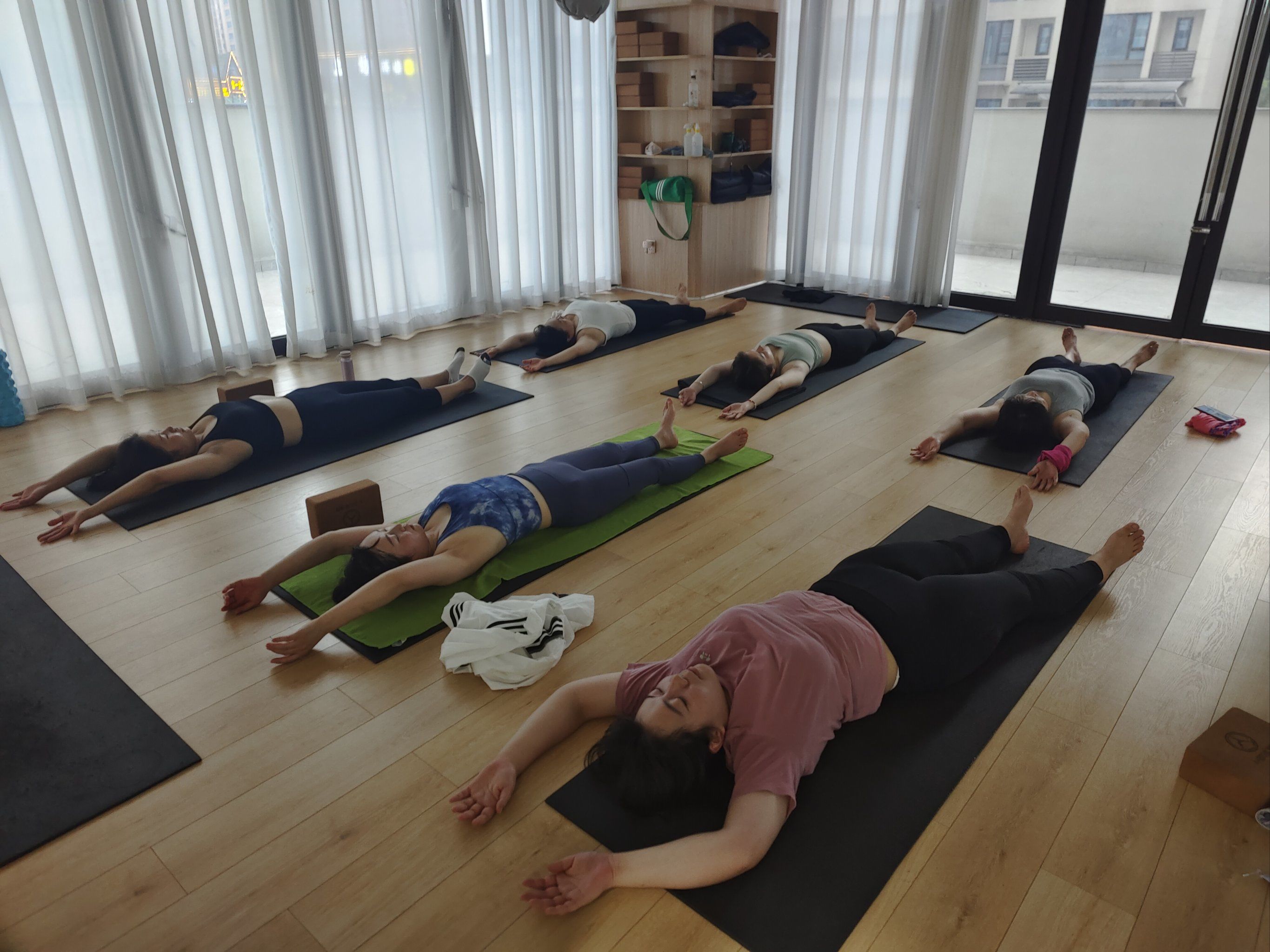 最最喜欢的瑜伽休息术,完整的一节课下来